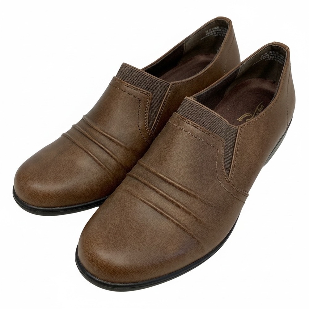 Easy Street Womens Brown Pleated Slip On Loafers Block Heel Shoes Size 10 M